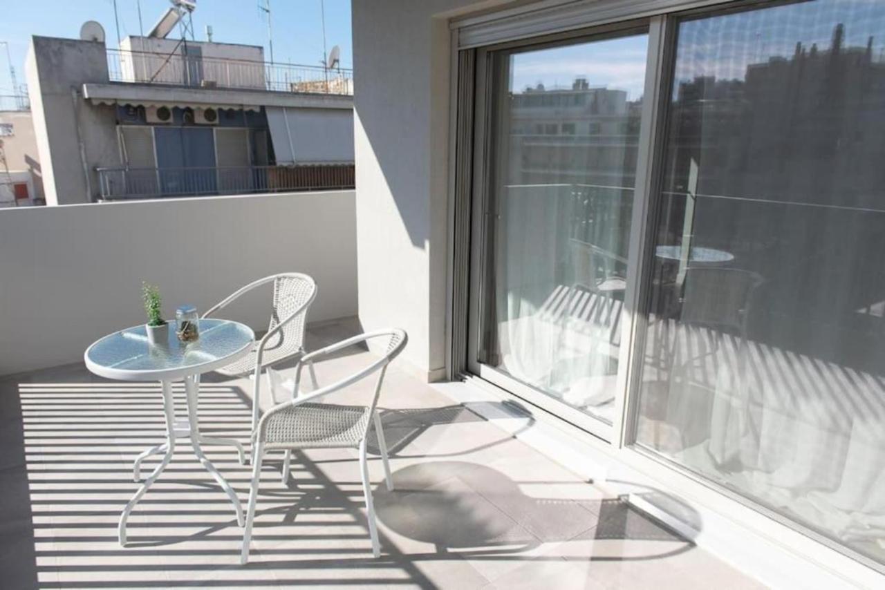 Bright Apartment In The New Building Athene Buitenkant foto